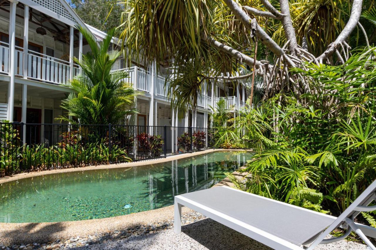 The Queenslander Fullmoon Apartment Port Douglas Exterior photo